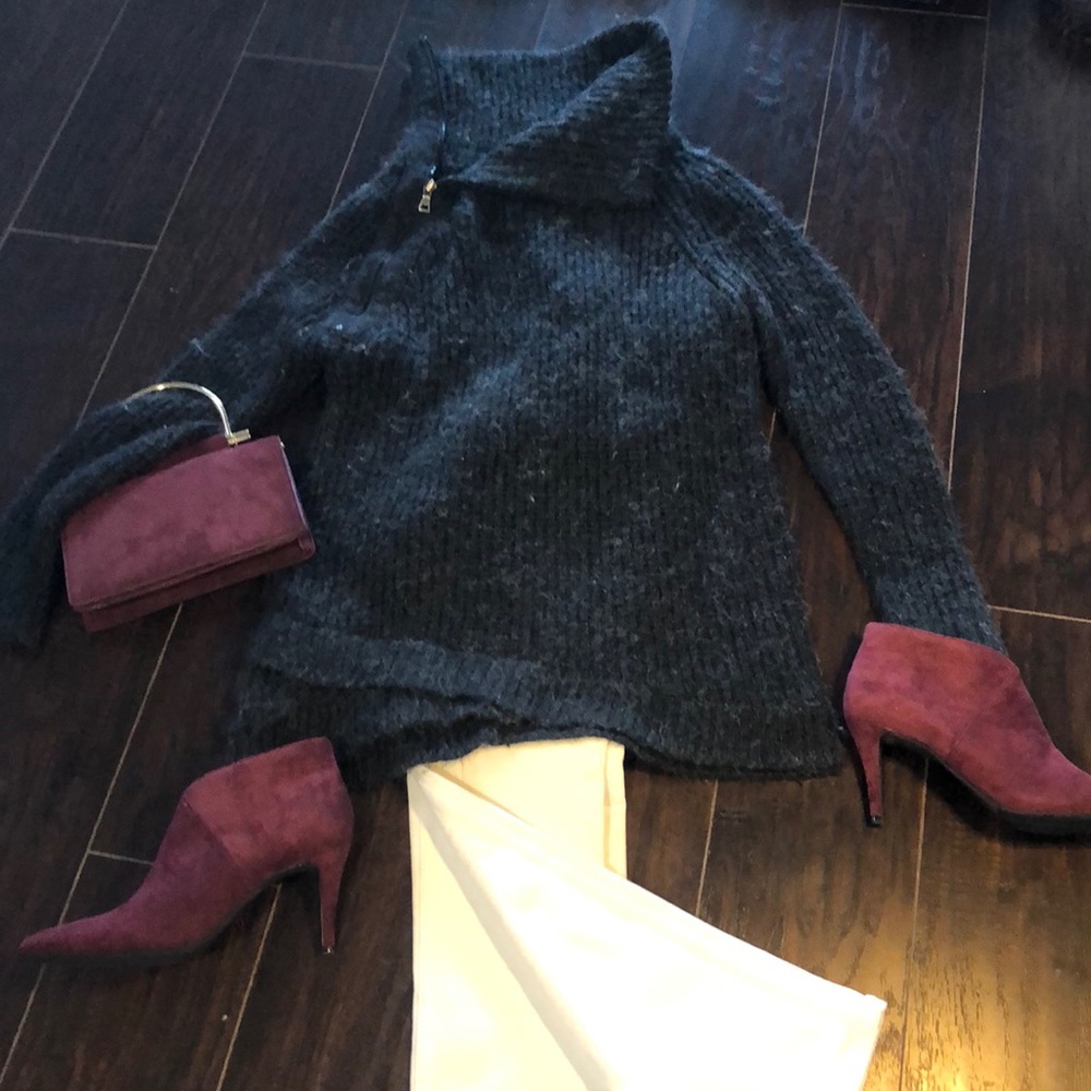 Cozy, grey long sweater